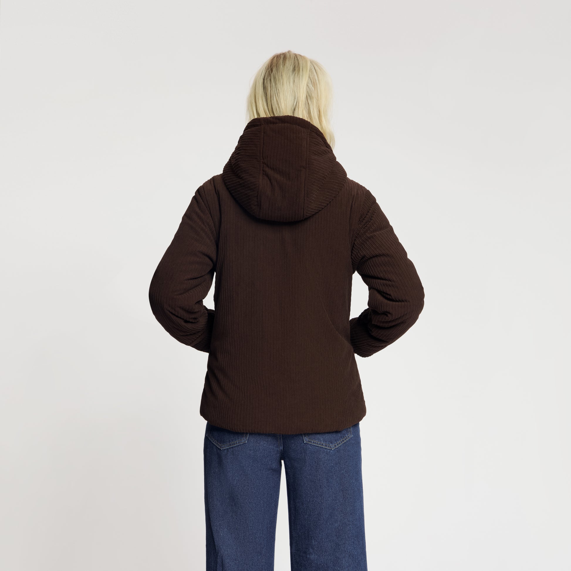 Steffy Dark brown MV3